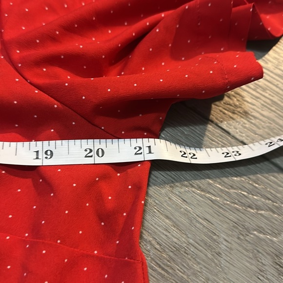 A New Day Red and white polka dot Short Sleeve Blouse size large - Picture 7 of 8